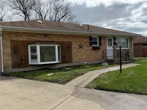 4732 Lehigh Dr, Springfield, OH 45503 photo 3