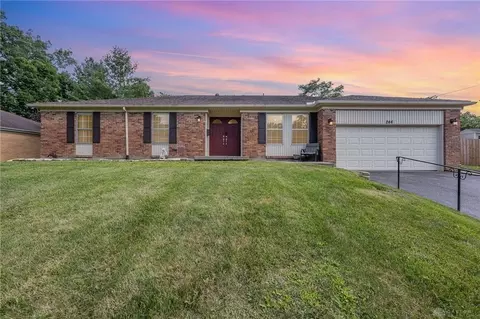 246 Crest Hill Ave, Vandalia, OH 45377
