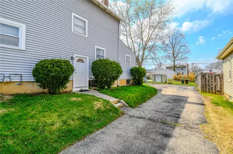 Exterior - 2713 San Rae Dr, Kettering, OH 45419 photo 5 of 9