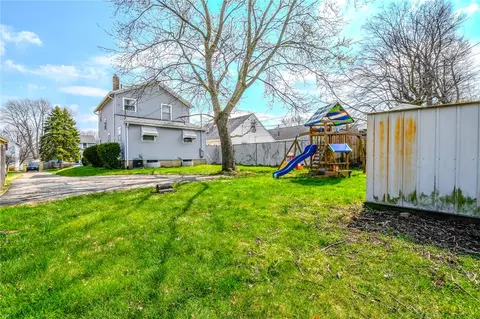 Exterior - 2713 San Rae Dr, Kettering, OH 45419 photo 9 of 9
