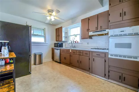 Kitchen - 2713 San Rae Dr, Kettering, OH 45419 photo 1 of 2