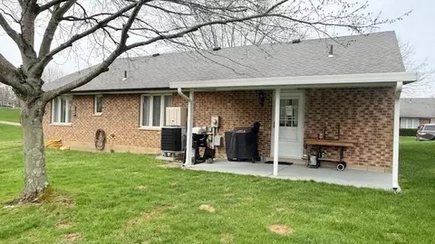 Exterior - 3361 Turner Dr, Springfield, OH 45504 photo 4 of 4