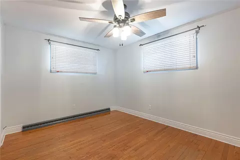 Bedroom - 5235 W Ridgewood Rd, Springfield, OH 45503 photo 6 of 7