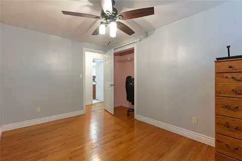 Bedroom - 5235 W Ridgewood Rd, Springfield, OH 45503 photo 2 of 7