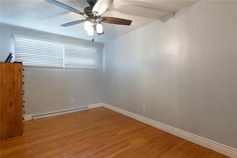 Bedroom - 5235 W Ridgewood Rd, Springfield, OH 45503 photo 1 of 7