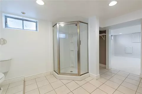 Bath - 5235 W Ridgewood Rd, Springfield, OH 45503 photo 3 of 3