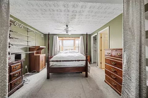 Bedroom - 1371 Summe Dr, Cincinnati, OH 45231 photo 6 of 7