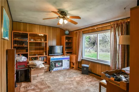 Living - 1191 Berna Ln, Kettering, OH 45429 photo 5 of 6