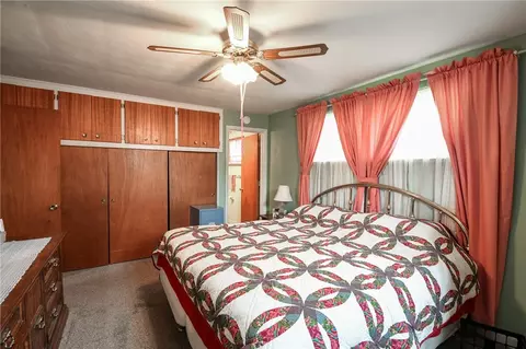 Bedroom - 1191 Berna Ln, Kettering, OH 45429 photo 1 of 8