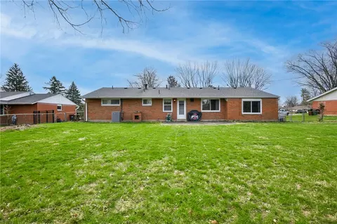 Exterior - 1191 Berna Ln, Kettering, OH 45429 photo 8 of 8