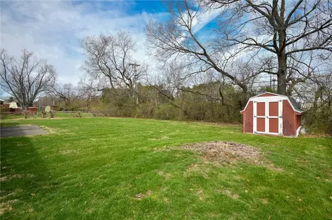 Exterior - 1191 Berna Ln, Kettering, OH 45429 photo 7 of 8