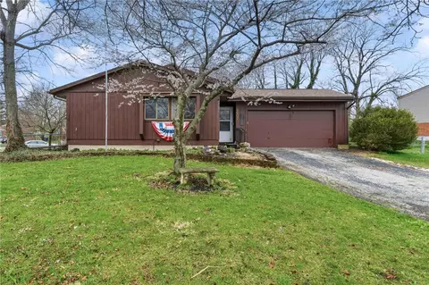 4607 Willow Mist Dr, Dayton, OH 45424