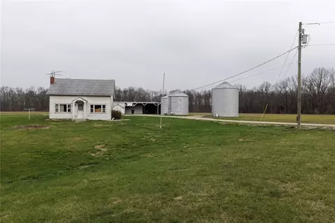 8691 Luck St, Pleasant Plain, OH 45162 photo 22