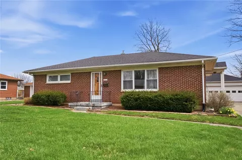 2524 Home Orchard Dr, Springfield, OH 45503 photo 2