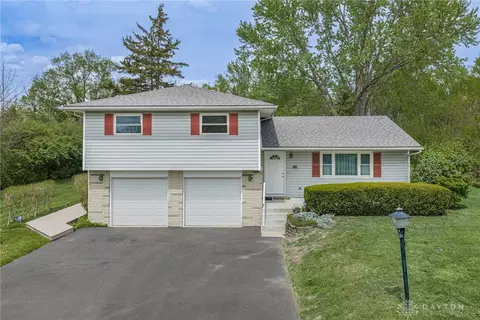 6915 Salem Ave, Clayton, OH 45315