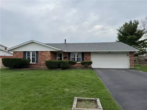 5850 Corlett Ct, Huber Heights, OH 45424