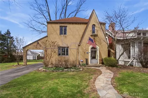 565 Shroyer Rd, Dayton, OH 45419