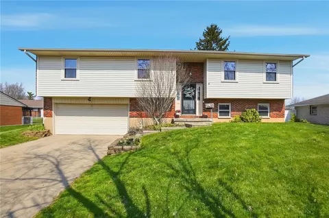1221 Nassau Dr, Miamisburg, OH 45342