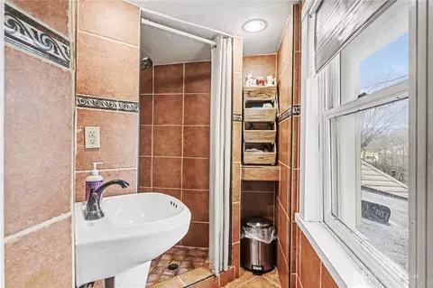 Bath - 660 S Main St, Springboro, OH 45066 photo 1 of 1