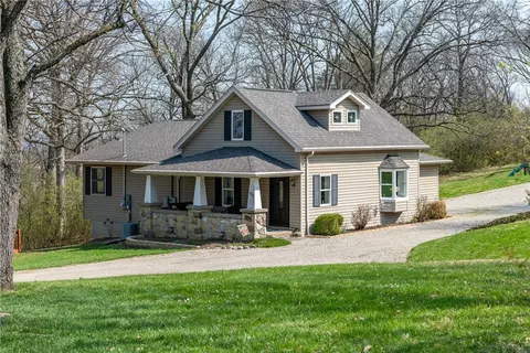 384 N Gebhart Church Rd, Miamisburg, OH 45342