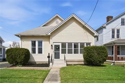 Exterior - 112 Bacon St, Cincinnati, OH 45215 photo 2 of 10