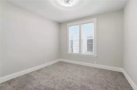 Bedroom - 112 Bacon St, Cincinnati, OH 45215 photo 3 of 8