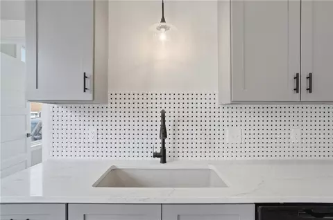 Kitchen - 112 Bacon St, Cincinnati, OH 45215 photo 3 of 3