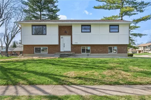 1105 Paget Dr, Miamisburg, OH 45342