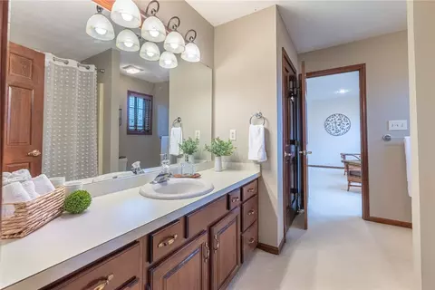 Bath - 856 Timberlake, Kettering, OH 45429 photo 3 of 3