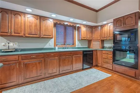 Kitchen - 856 Timberlake, Kettering, OH 45429 photo 3 of 7