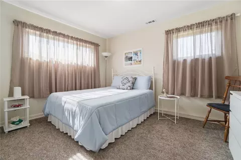 Bedroom - 614 Lamont Dr, Kettering, OH 45429 photo 1 of 6