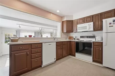 Kitchen - 614 Lamont Dr, Kettering, OH 45429 photo 3 of 6
