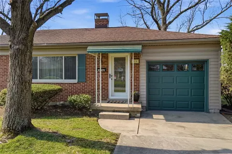 Exterior - 614 Lamont Dr, Kettering, OH 45429 photo 3 of 9