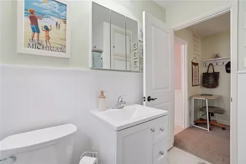 Bath - 614 Lamont Dr, Kettering, OH 45429 photo 4 of 4