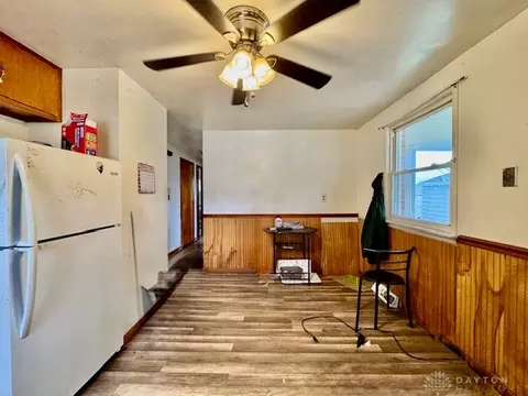 Kitchen - 4733 Curtis Dr, Springfield, OH 45503 photo 5 of 6