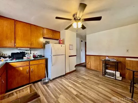 Kitchen - 4733 Curtis Dr, Springfield, OH 45503 photo 3 of 6
