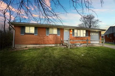 998 Goodhue Cir, Forest Park, OH 45240