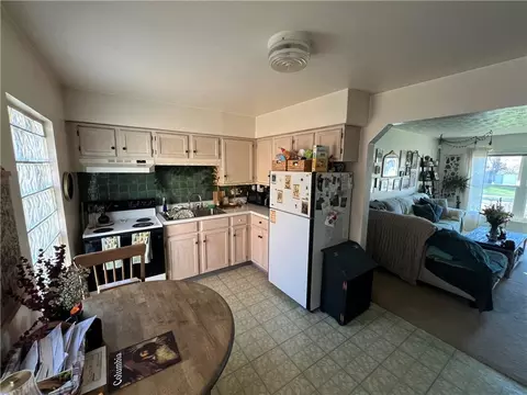 Kitchen - 209 Carrlands Dr, Kettering, OH 45429 photo 1 of 1