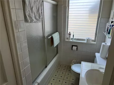 Bath - 209 Carrlands Dr, Kettering, OH 45429 photo 2 of 4