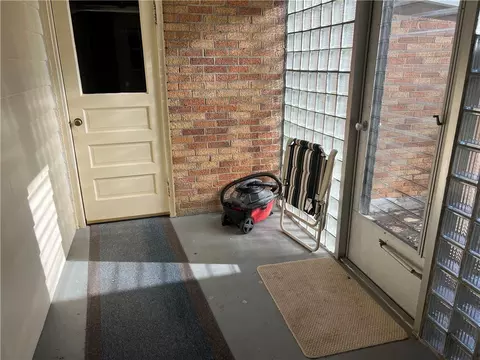 Exterior - 209 Carrlands Dr, Kettering, OH 45429 photo 2 of 7