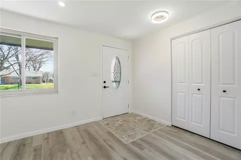 Entry Way - 1039 Independence Dr, Kettering, OH 45429 photo 1 of 1