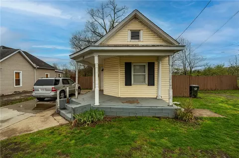 203 S 1st St, Trenton, OH 45067