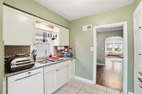 Kitchen - 309 Rockhill Ave, Kettering, OH 45429 photo 2 of 4