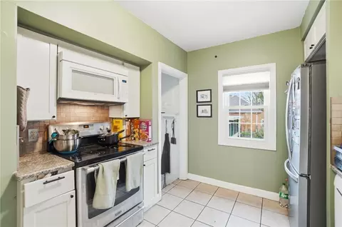 Kitchen - 309 Rockhill Ave, Kettering, OH 45429 photo 4 of 4