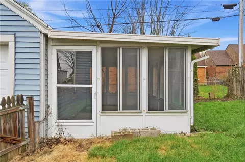 Exterior - 309 Rockhill Ave, Kettering, OH 45429 photo 5 of 8