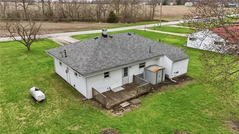 1166 W Sparrow Rd, Springfield, OH 45502 photo 5