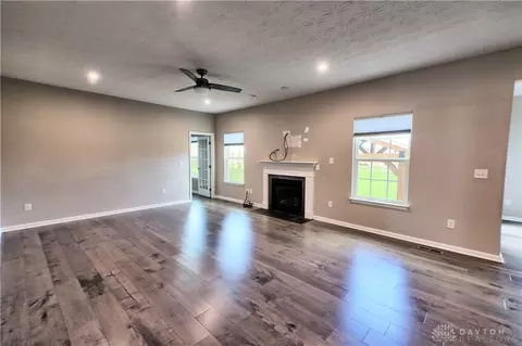 Living - 9629 Linden Brook Dr, Centerville, OH 45458 photo 2 of 6