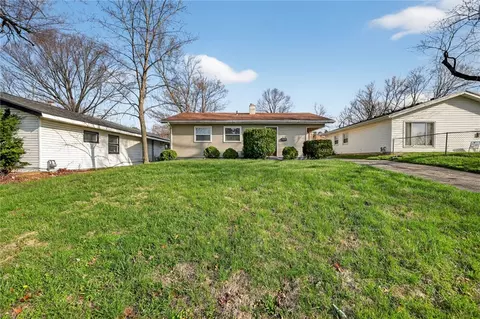 4075 Middlehurst Ln, Dayton, OH 45406