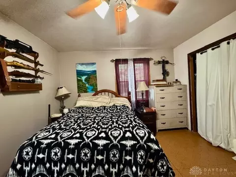 Bedroom - 6220 Springfield Xenia Rd, Springfield, OH 45502 photo 5 of 7