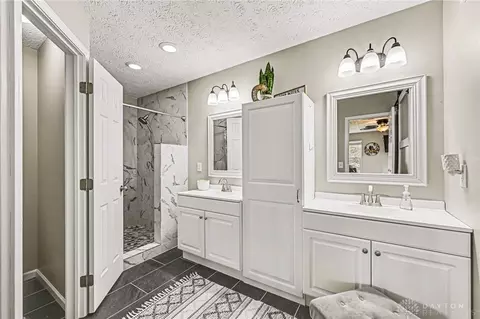 Bath - 10200 Wright Brothers Ct, Centerville, OH 45458 photo 1 of 2